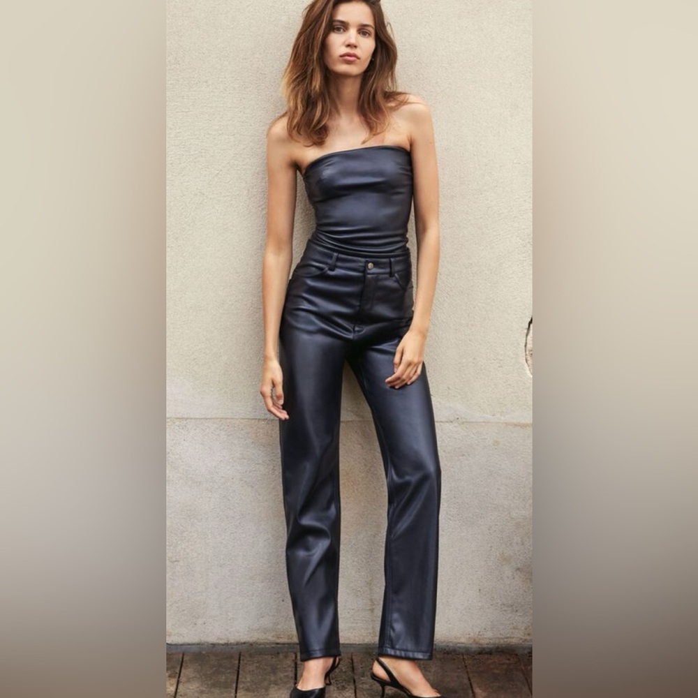 65-DYNAMITE new Gisele straight leg faux leather pants colour: sky captain